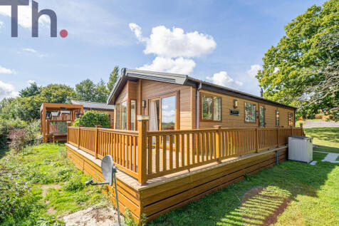 Rear Balcony/Terrace