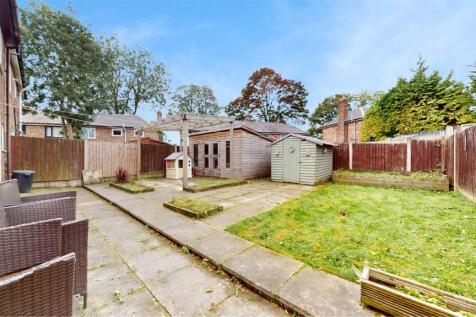 Bishop Road Rear Garden