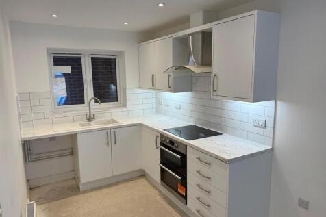 Plot 487 kitchen.jpg