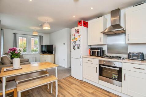Lounge / Kitchen