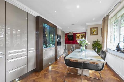 Kitchen/Breakfast Rm