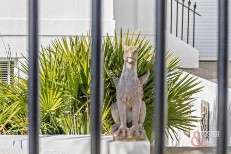 Albany Villas 8-003.jpg