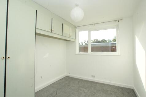 Rodwell Court, Hersham Road, Walton-on-thames, Surrey photo 4
