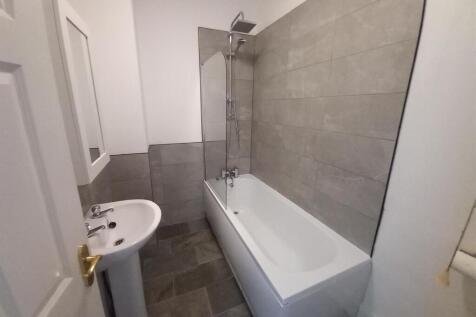 South Parade, Cleckheaton photo 5
