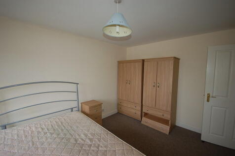 Pankhurst Close, Blackburn photo 4