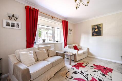 Living Room reverse.jpg