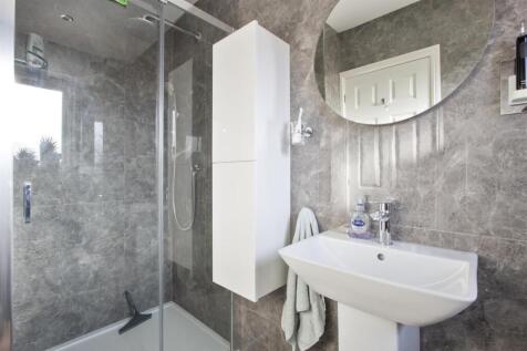 En Suite Shower Room