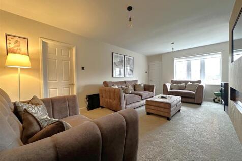 Generous Living Room 768