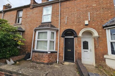 4-bed terraced on 35 Aylesford Street, Leamington Spa, £2,040/mo