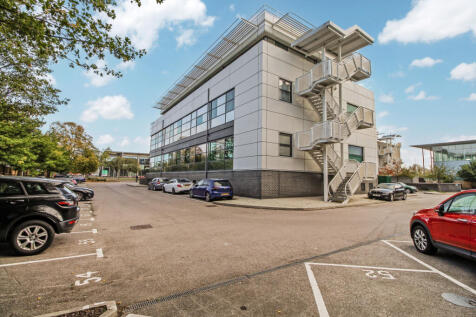 One Bedroom Flat To Rent