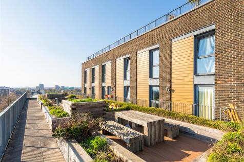 F24, 121-123 Davigdor Road -28.jpg