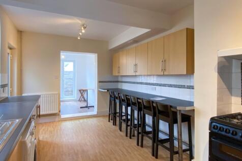 94 Whippingham Road Kitchen (2)