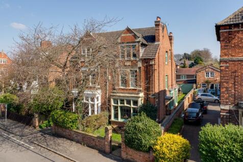 41 Headlands, Kettering-2.jpg