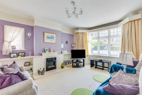 Norton Way South 332-14.jpg