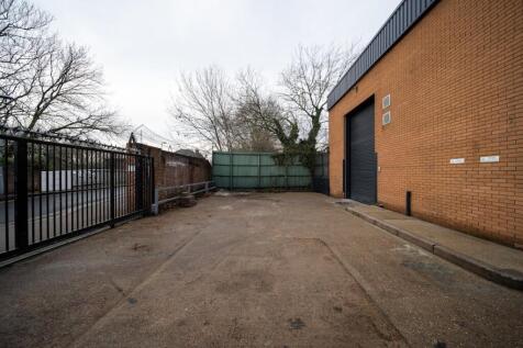Unit 2 Church Road Leyton 68.jpg