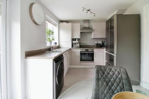 Lime Tree Close, Castleford, West Yorkshire, WF10 photo 4