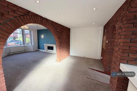 Waverley Crescent, Manchester, M43 photo 5