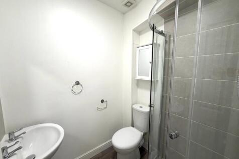 Shower Room.JPG