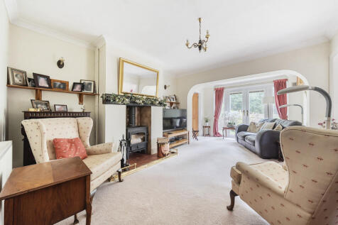 1340384-7-689db16...