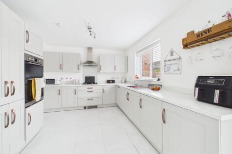 KITCHEN/ DINER