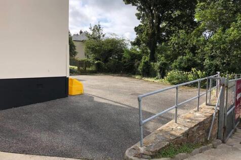 parking 1.jpg