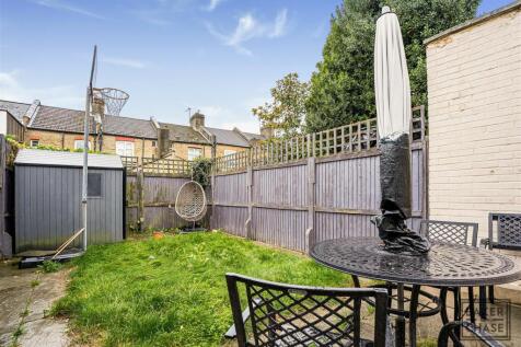 Rear Garden (South Facing)