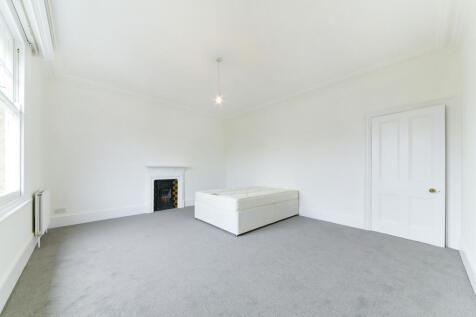 Ridgway Gardens, SW19 photo 3