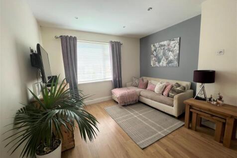 Front Room.jpg
