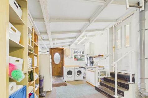 GARAGE WITH UTILITY ATTACHED