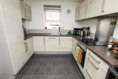 KITCHEN DINING