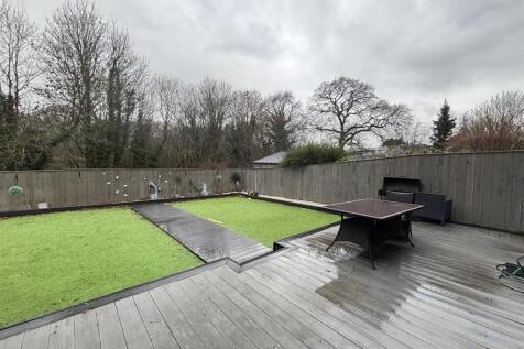 External back garden.jpeg