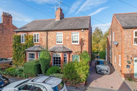 Frodsham, WA6 - property photo