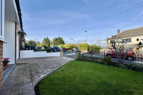 EXTERNAL FRONT, GARAGE AND DRIVEWAY