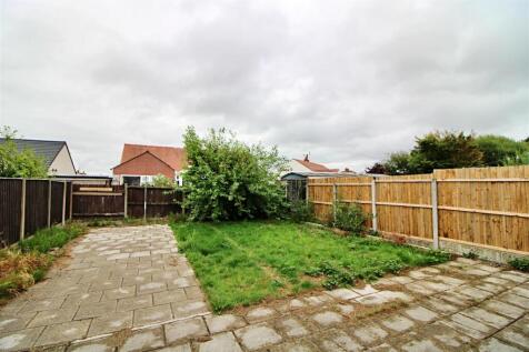 Rear garden.JPG