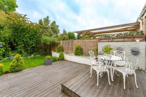 142 Spring Hill Worle BS22 9BG 46.jpg
