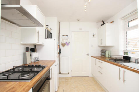 Grosvenor Way, Kettering, Northamptonshire, NN15 photo 4