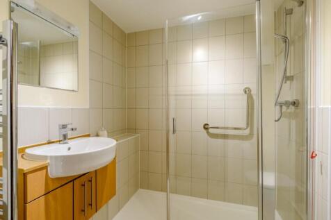 8514369-Interior04 (Medium).jpg