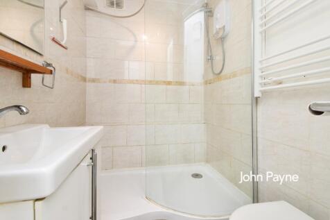 Vanbrugh Park Road West London SE3 photo 4