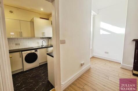 Walter Street, Abbey Hey, Manchester, Greater Manchester, M18 photo 4
