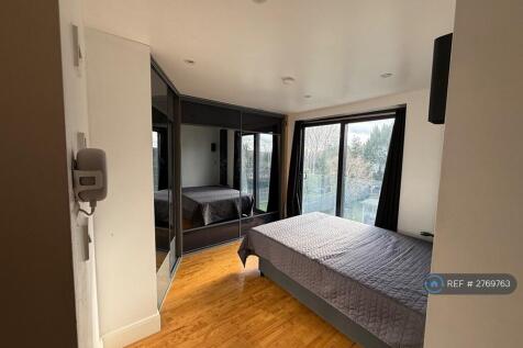 Double Room (Private)