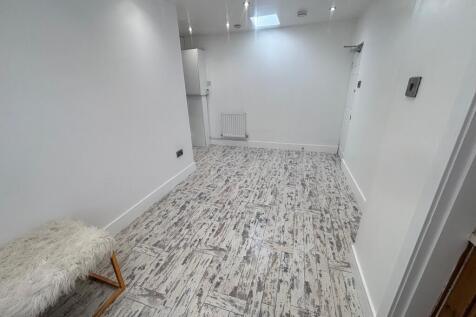 Crown Street, Stone, ST15 photo 5