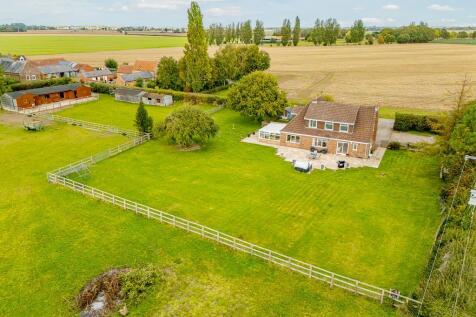 Ashton House (Kirton)-7.jpg