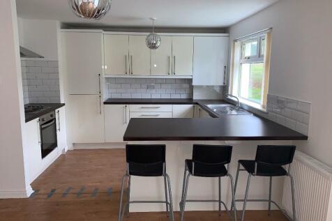 38 Tiree Court, Cumbernauld, G67 1NS photo 4