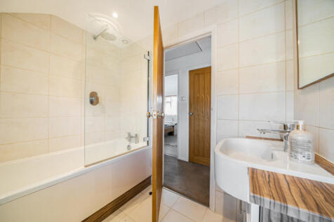 1335801-15-6895f3...