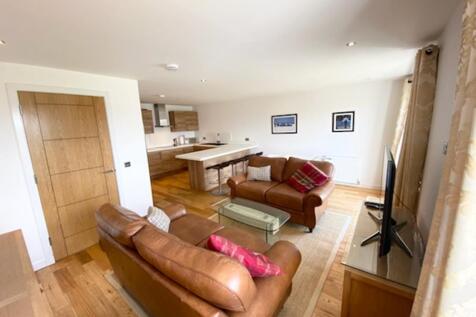 Lounge/Kitchen