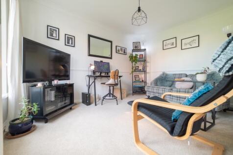 Award-winning Media team on EVERY Listing_28