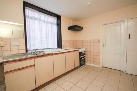 kitchen 1.JPG
