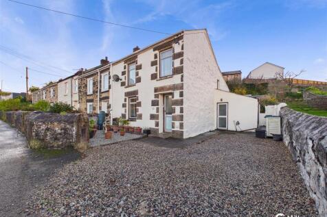 Camborne, TR14 - property photo