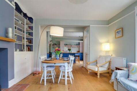 Open Plan Living Dining Kitchen