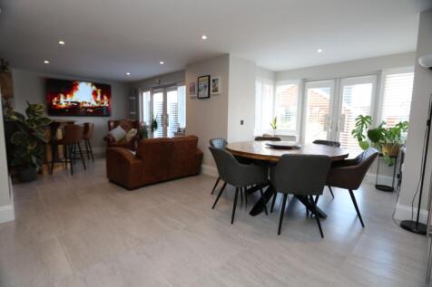 Social Kitchen Dining Room